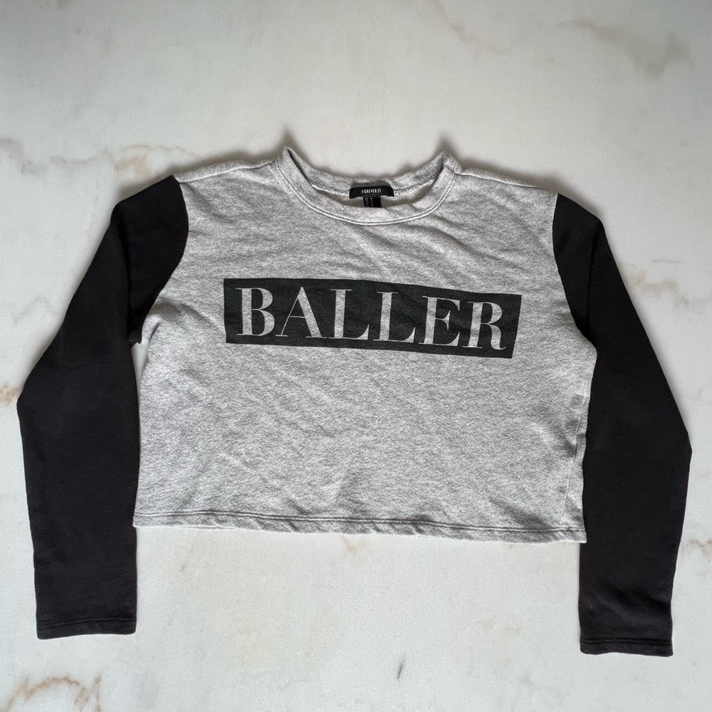 FOREVER 21 - CROPPED SWEATER